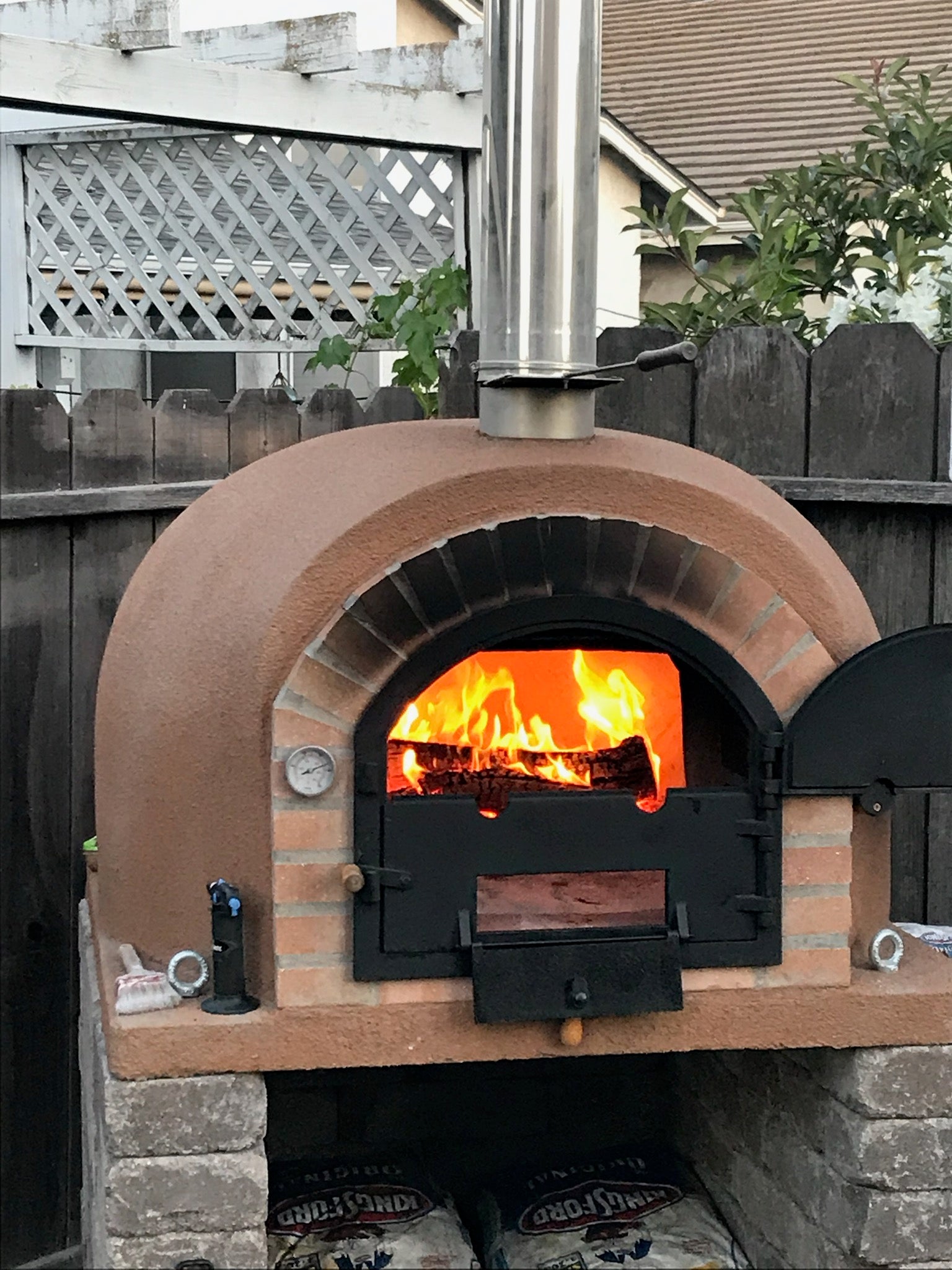 Mission Pizza Oven Brown size 44"